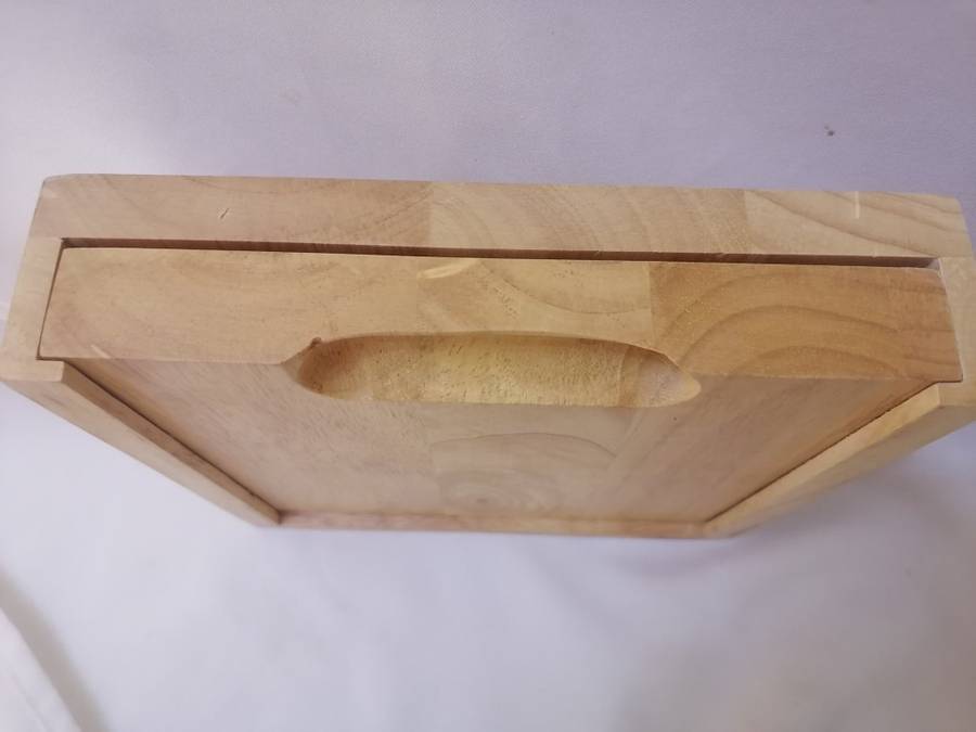 STUNNING STAINLESS STEEL CHEESE KNIFE SET IN HARDWOOD CASE - EXCELLENT CONDITION - PLEASE READ BELOW