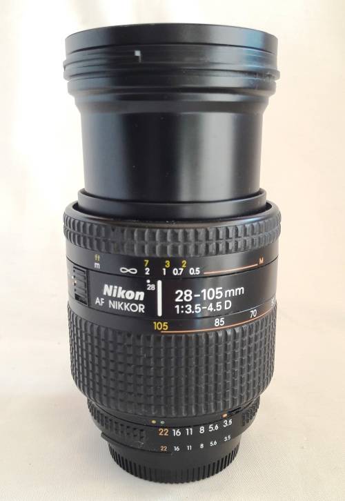 NIKON 28- 105 f3.5 - 4.5 AUTO FOCUS