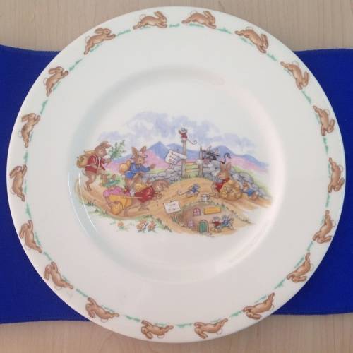 L@@K! LARGE 23cm BUNNYKINS PLATE BY ROYAL DOULTON BEAUTIFUL!