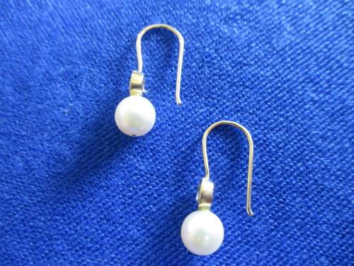 SOLID 9 CARAT GOLD GENUINE SEAWATER AKOYA OYSTER PEARL & TANZANITE EARRINGS 9CT!