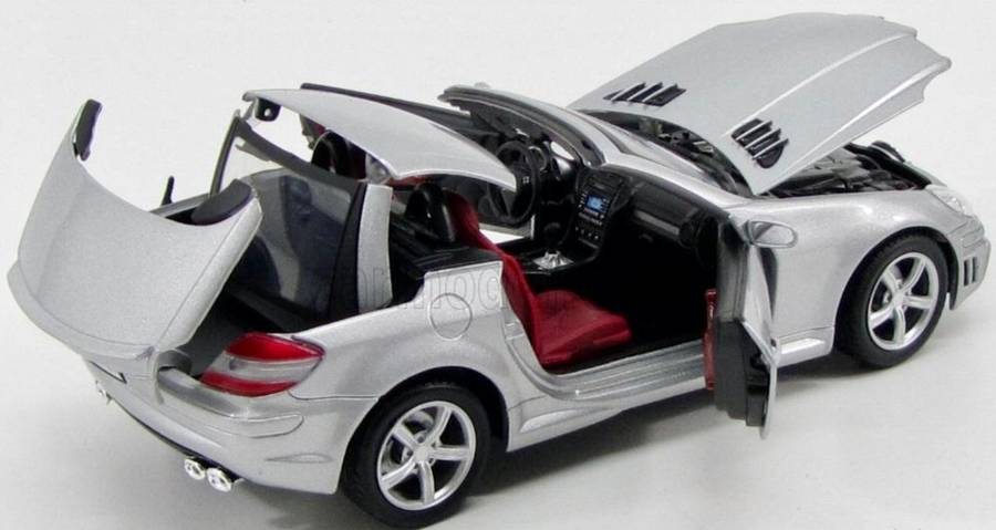 NEW Mercedes Benz SLK55AMG 1/18 Scale Motormax Diecast Model Car