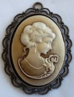 Cameo Pendant