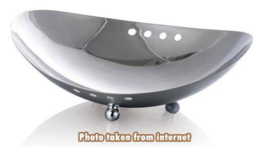 Egg-shaped fruit bowl stainless steel