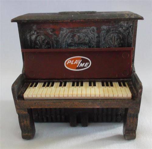 Vintage Play Me.....Piano  Sharpener