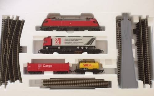 German Model Train - Digital Double Starter Set incl. some buildings.