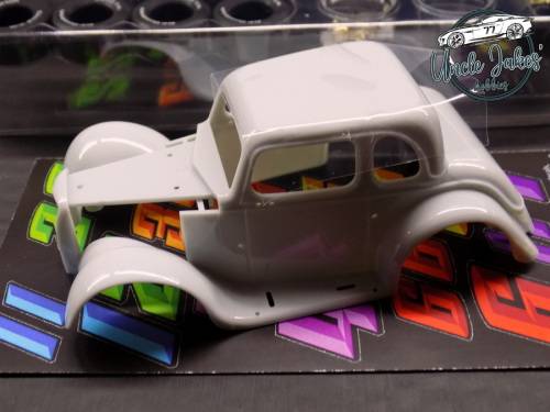 Pioneer Kit #4 - Legends Racer `34 Ford Coupe White Kit