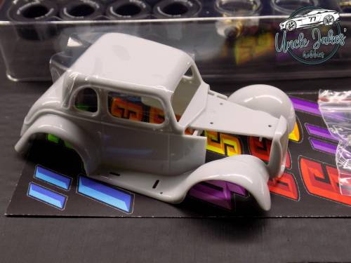Pioneer Kit #4 - Legends Racer `34 Ford Coupe White Kit