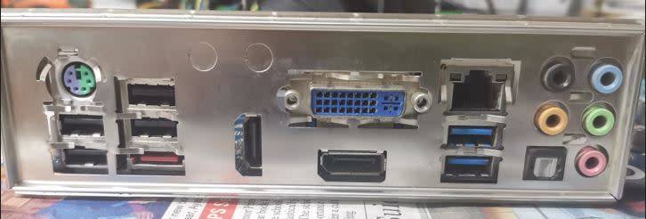Intel Desktop Board - DH77KC - For spares or repairs - Excellent condition- Please read description