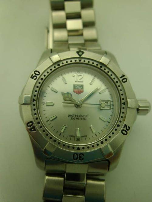 TAG Heuer Classic 2000 LADIES