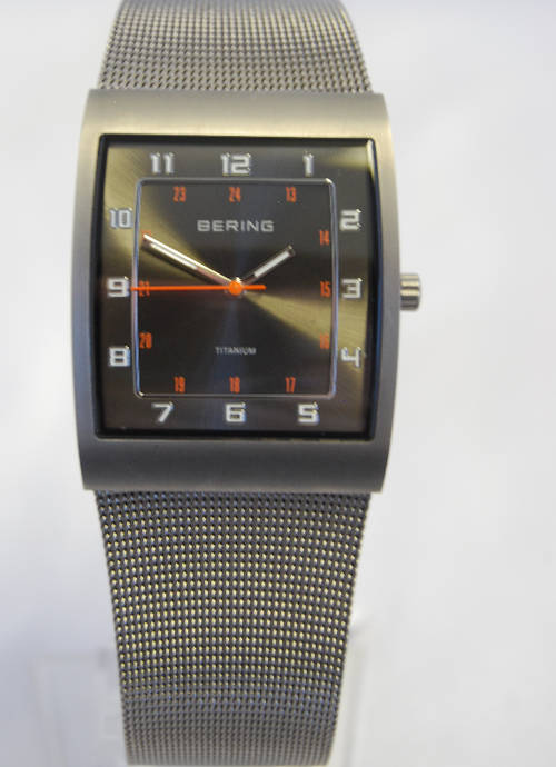BERING CLASSIC TITAN HERRENUHR WATCH