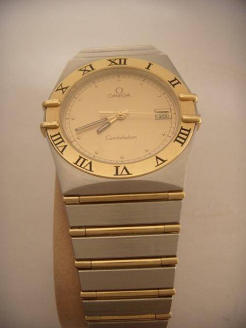 OMEGA CONSTELLATION SOLID GOLD BEZEL BOX    R30 000 NEW BOXED  @@NO RESERVES@@