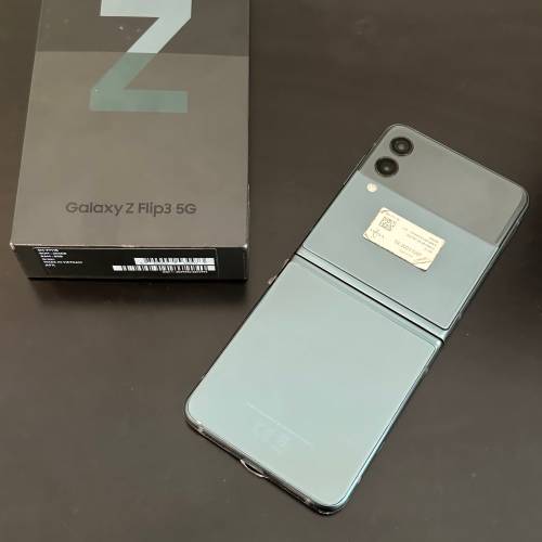 *FREE SHIPPING * Samsung Galaxy - Z Flip 3 - 5G - 256GB -Single Sim -