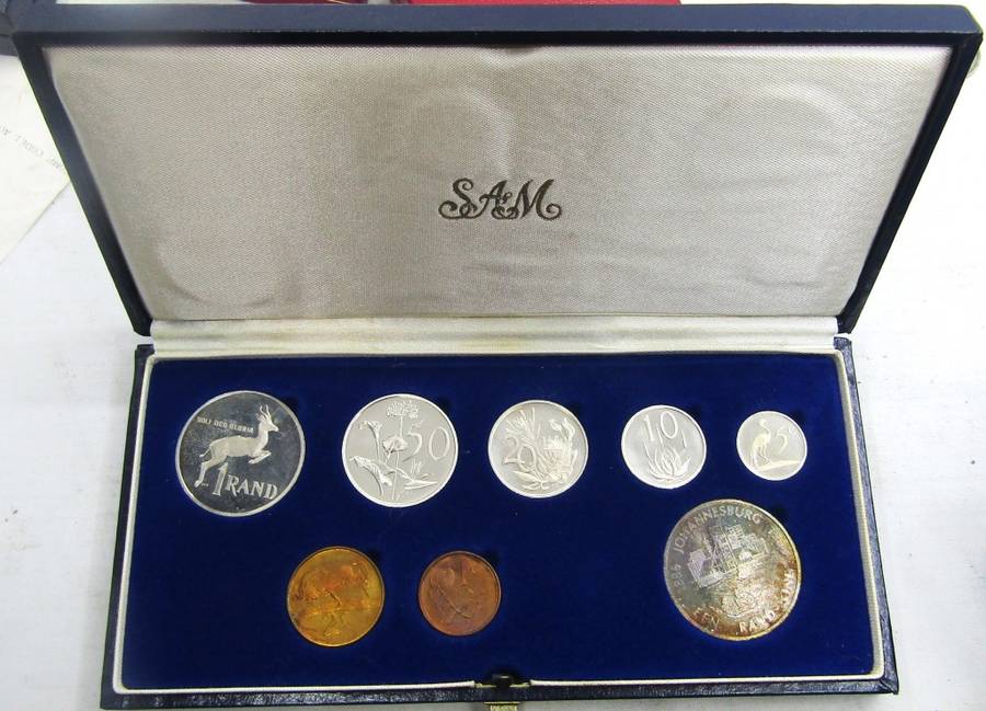 1986 Republic of South Africa Proof Set in original box of issue-