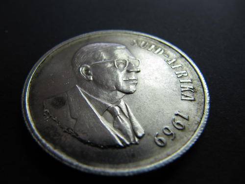 Silver R1 -DR T.E Donges-1969-Afrikaans Legend-R1 Start-No reserve!!!
