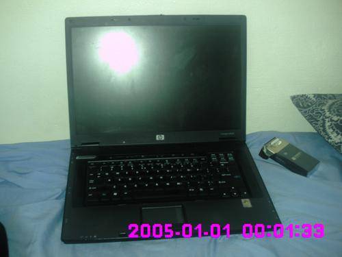 HP nx8220 with Windows xp and docking station