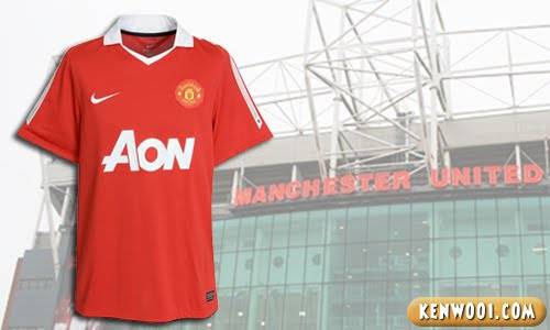 ***Manchester United AON XL size shirt*** New for the current season...INCLUDING OVERNIGHT SHIPPING