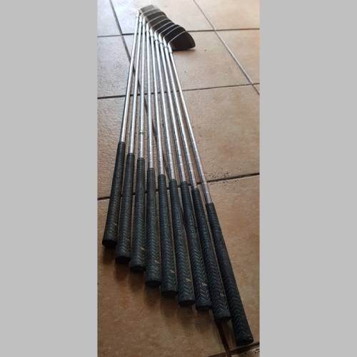Spalding Dot Golf Irons