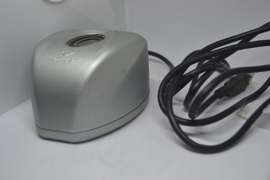 Lumidigm fingerprint reader