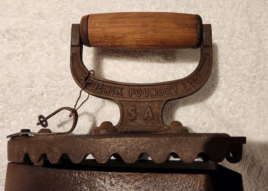 Antique Coal Iron - Phoenix Foundry Ltd Johannesburg - See pictures for condition