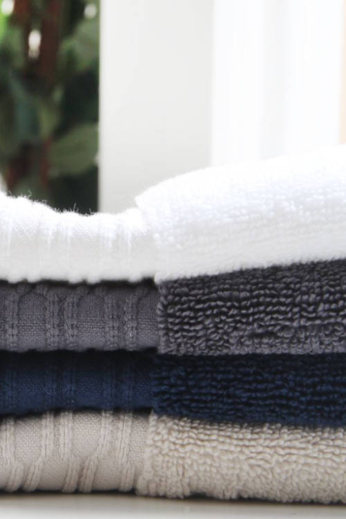 Brand New Luxurious Guest Towels 450 GSM