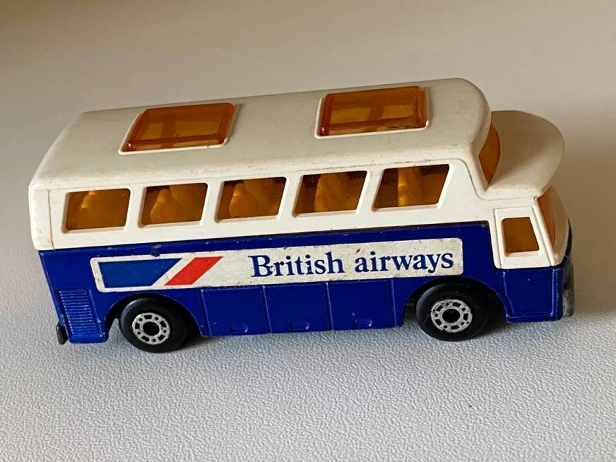 Airport Coach British Airways no.65 - 1977 (Matchbox Lesney 1:98 - Made in England)