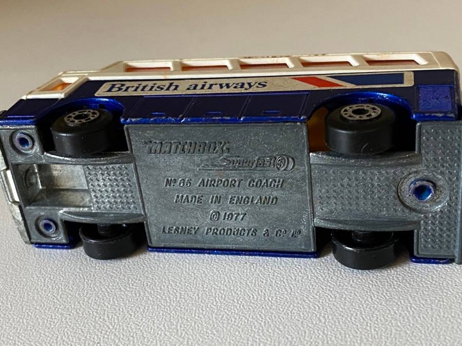 Airport Coach British Airways no.65 - 1977 (Matchbox Lesney 1:98 - Made in England)