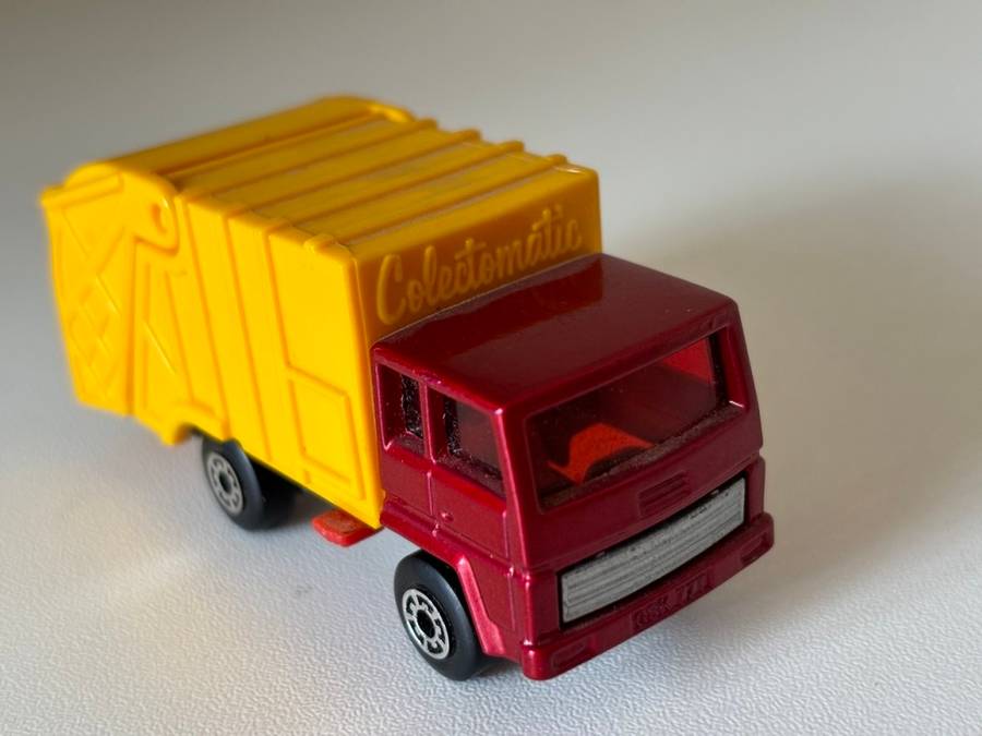 Refuse Truck 1979 no.36 (Lesney Matchbox +/-1:64 - Made in England)