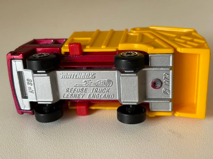 Refuse Truck 1979 no.36 (Lesney Matchbox +/-1:64 - Made in England)