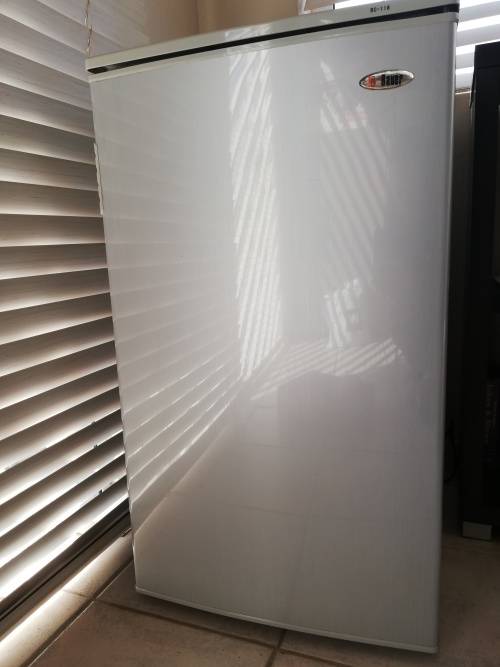 Bauer BC-118 Bar Fridge