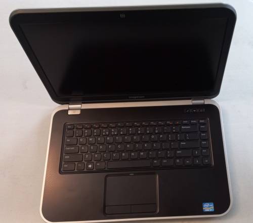 Dell Inspiron 7520 Laptop