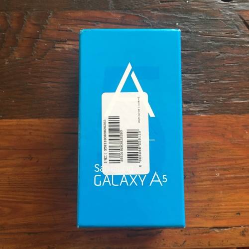 Samsung Galaxy A5 White in extremely good condition