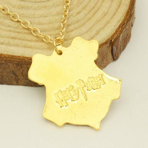 Harry Potter Hogwarts School of Witchcraft and Wizardry Badge Necklace - Style B