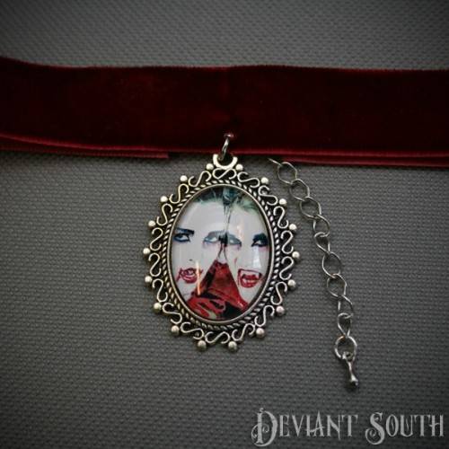 Burgundy Velvet Choker with Vampires 25x18mm Cabochon