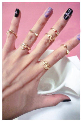 Gold Knuckle Rings (7 Pieces)