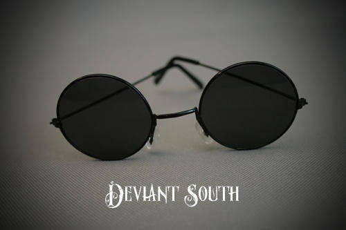 New! Round Sunglasses - Black