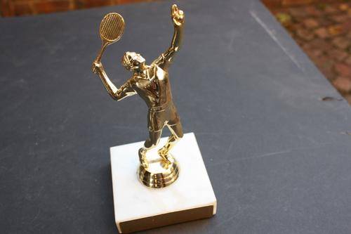 TENNIS TROPHY - 75 X 75 MM - 140 MM HIGH - NOT ENGRAVED - PLEASE HAVE A LOOK