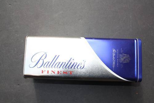 TIN BOX - BALLANTINE'S FINEST
