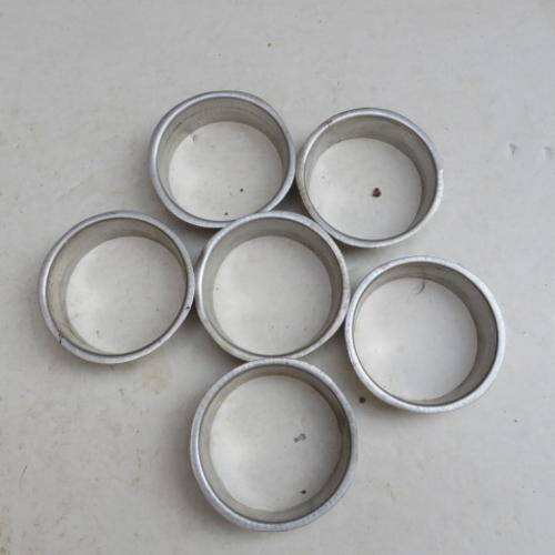 SIX COOKIE / PASTRY CUTTERS - 65 MM DIAM. - 20 MM HIGH