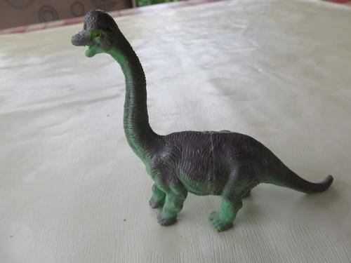 HARD PLASTIC DINOSAUR - AS PER SCAN - WILL COMBINE POSTAGE