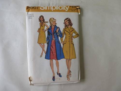SIMPLICITY - PATTERN NO. 9867 - SIZE 12 - BUST 34-  FACTORY FOLDED - AS PER SCAN
