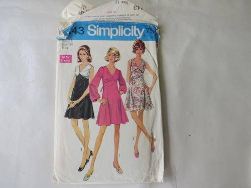 SIMPLICITY - PATTERN NO. 8243 - SIZE 12 - BUST 34 -  FACTORY FOLDED - AS PER SCAN