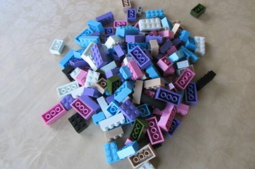 30 VARIOUS BUILDING BLOCKS - DO FIT ON LEGO - AS PER SCAN - WILL COMBINE POSTAGE