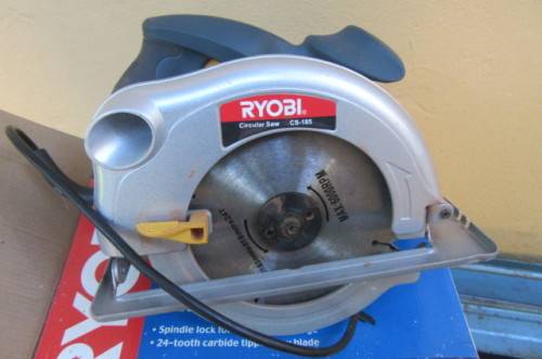 RYOBI CS - 185 CIRCULAR SAW
