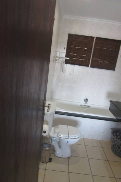 BARGAIN!!!!!-NGWENYA LODGE TIMESHAREFROM20.9.-27.9... STUDIO NO 57- 2 SLEEPER - RIVERVIEW TO RENT