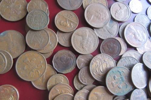 COIN CLEARANCE -R110 UNCHECKED INTERATIONAL COPPER COINS - CO3