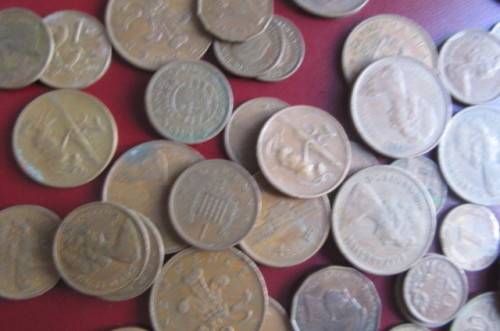COIN CLEARANCE -R110 UNCHECKED INTERATIONAL COPPER COINS - CO3