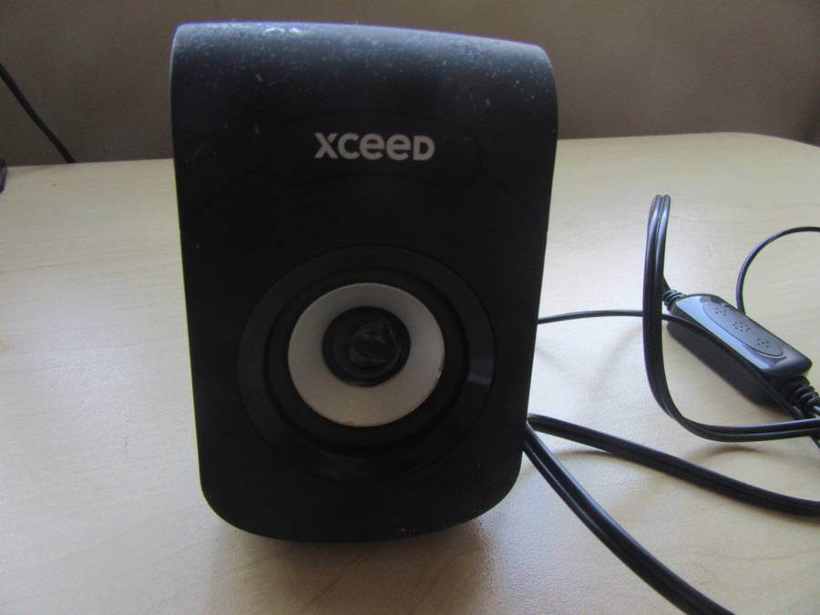 2 XCEED STEREO MINI SPEAKERS - AS PER SCAN