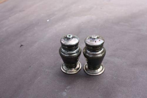 SILVER PLATED - JNB - PEPPER AND SALT - 43 MM HIGH