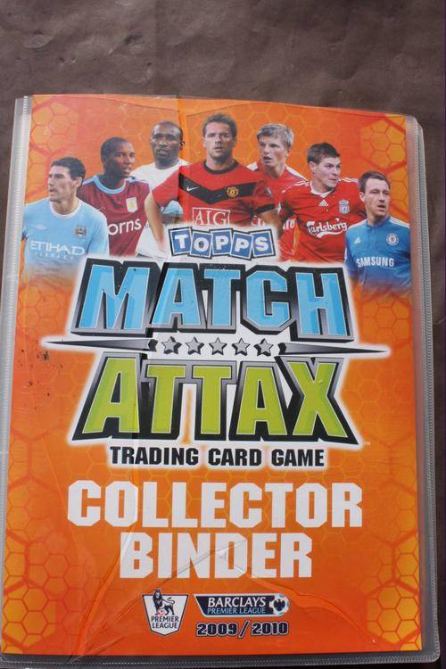 TOPPS - MATCHT ATTACK COLLECTOR BINDER - 2009 - 2010