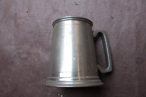 PEWTER BEER MUG WITH GLASS BOTTOM